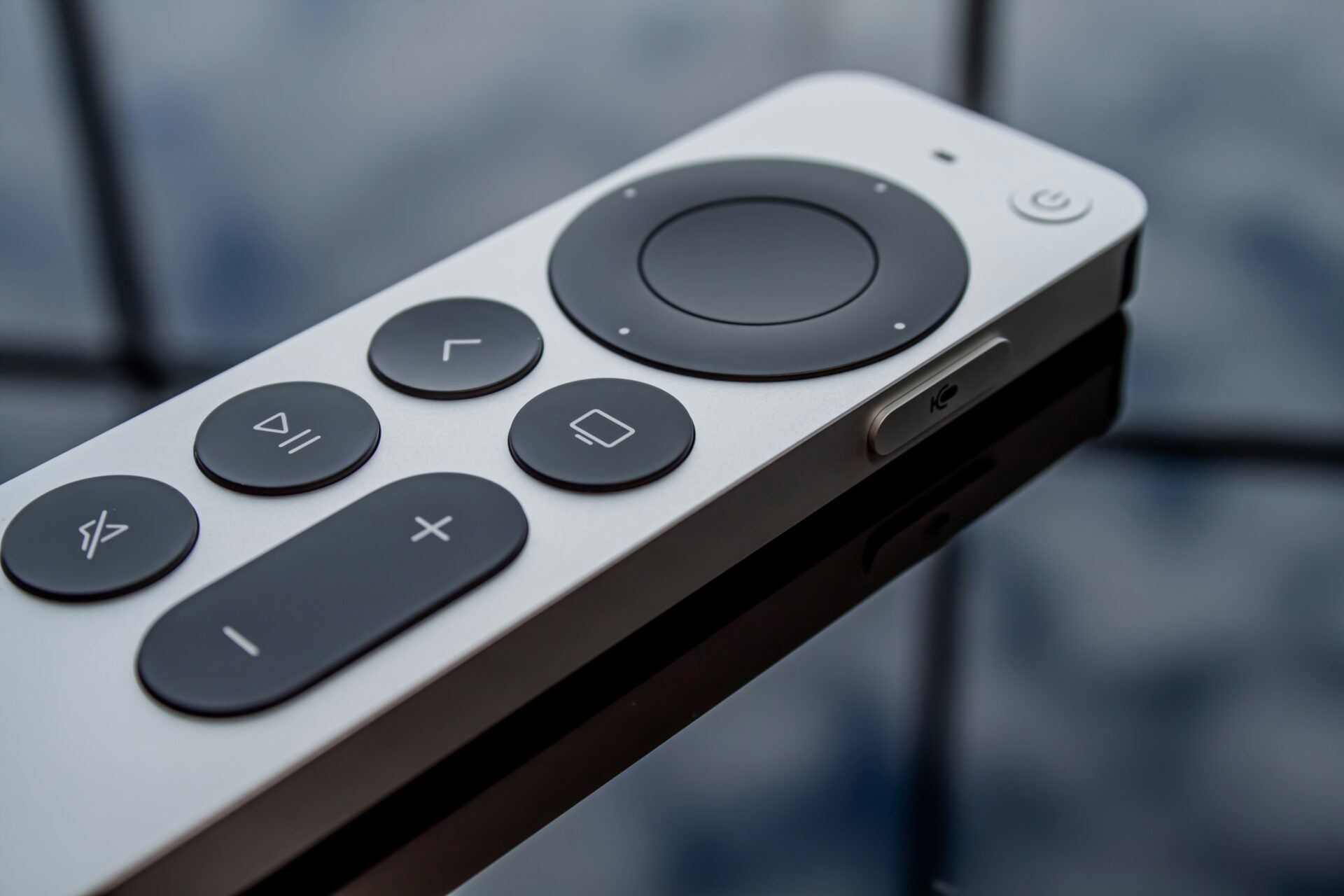 Apple - Apple TVとプロジェクター AppleTVとプロジェクターを接続、設定する方法 - プロジェクター